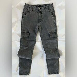 BDG Gray Women's Cargo Pants 
Size:24